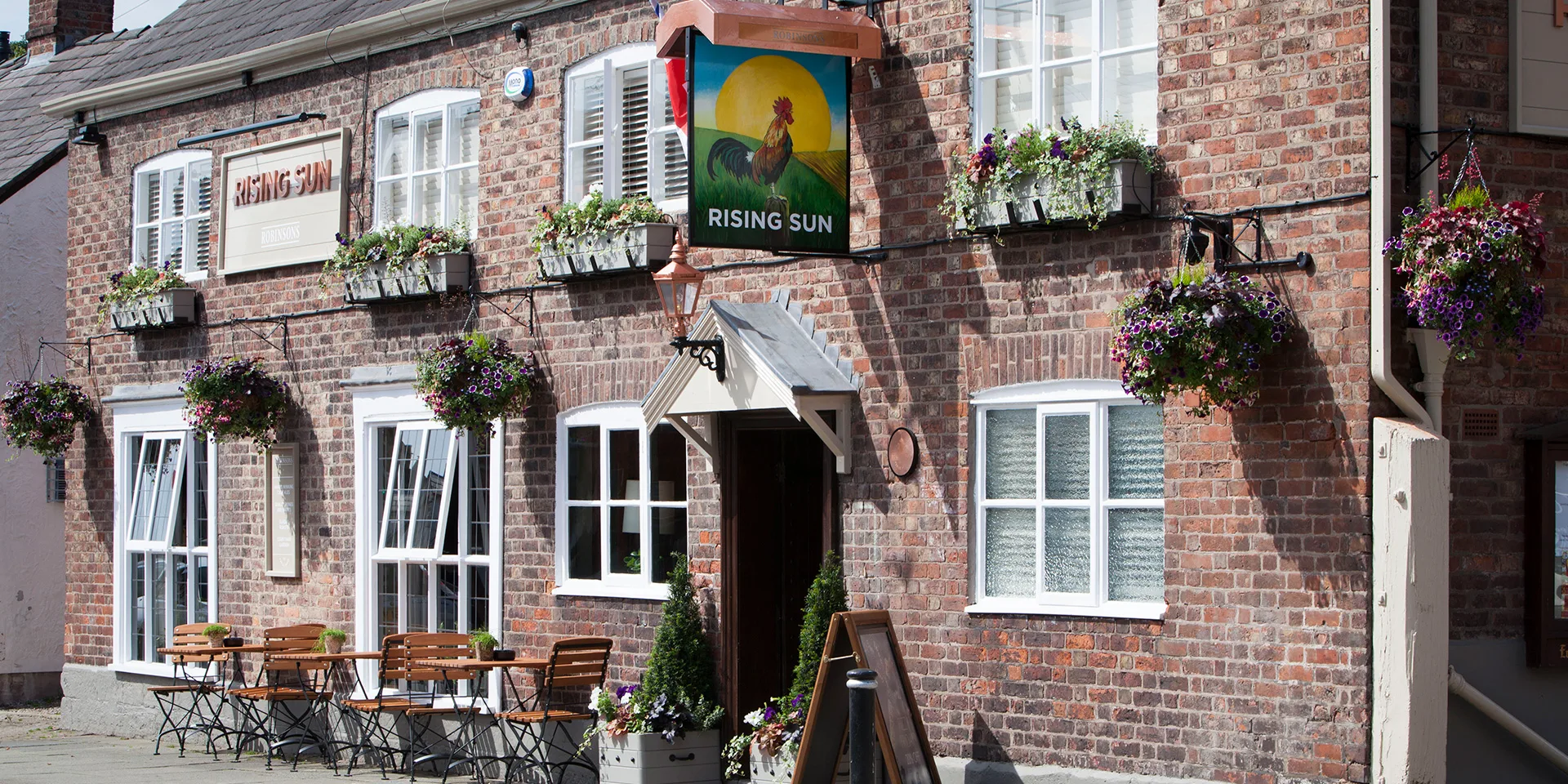 Outside the Rising Sun, Tarporley, one of the best pubs close to Chester, Northwich and Crewe